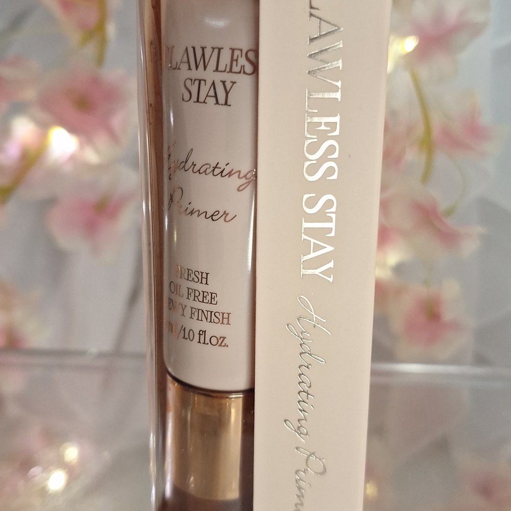 FLAWLESS Stay Hydrating Primer - Cream